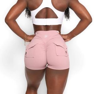 Allure the Brand scrunch butt pocket shorts Pink size L (fits size 6-8) …